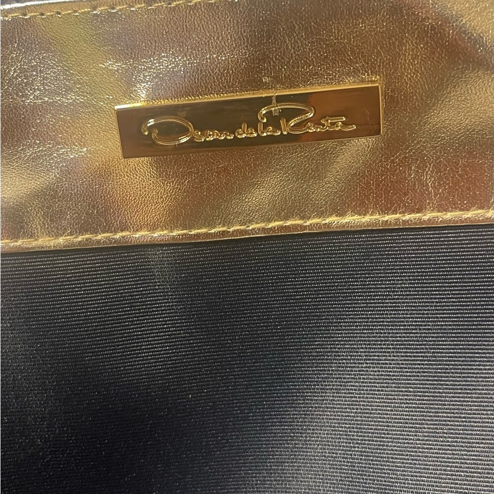 Oscar De La Renta Tote NWT - Picture 2 of 6